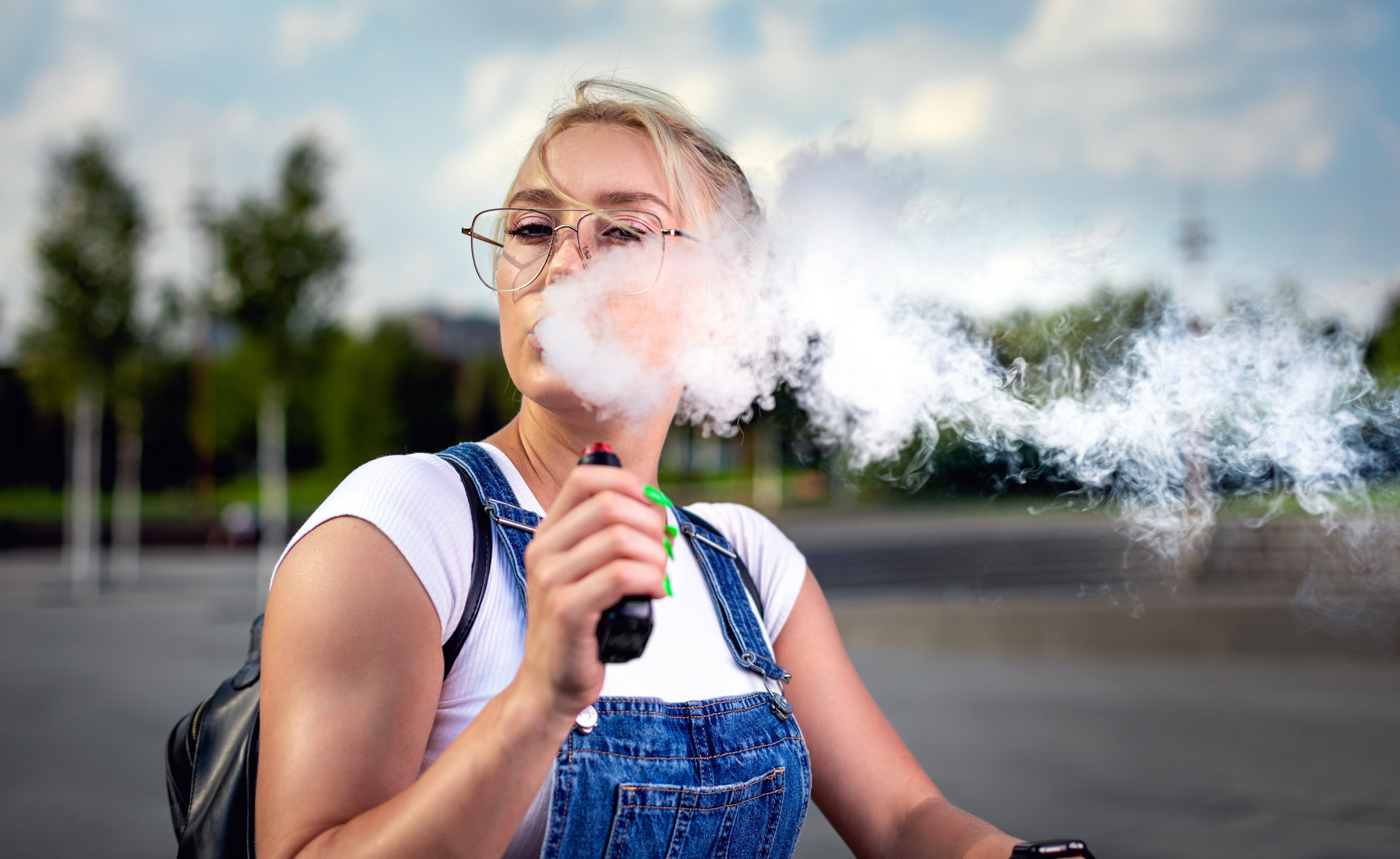 Healthy Vaping: Is It Possible? | Smokerz Paradise
