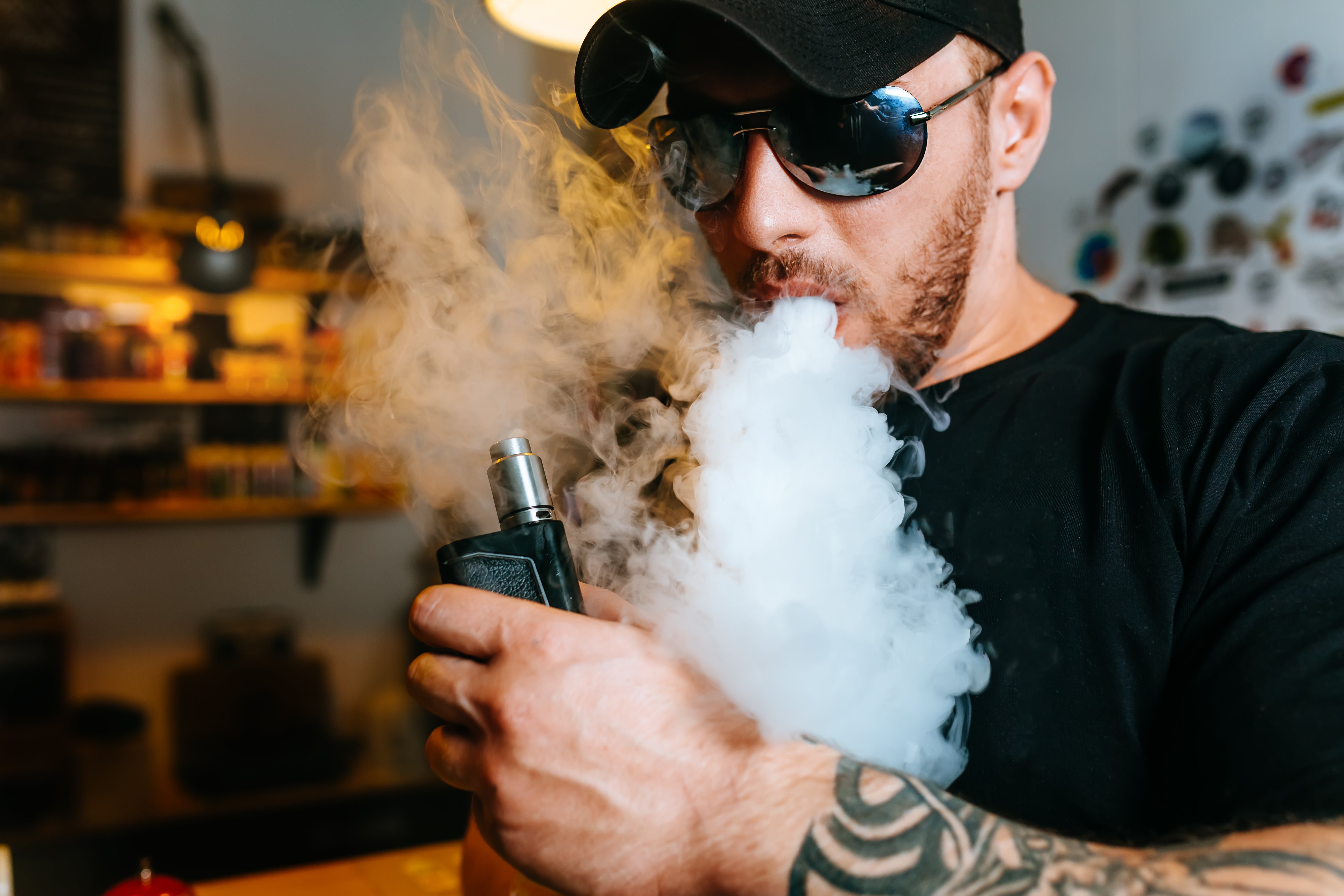 Geek Bar Vaping Safety Tips | Smokerz Paradise